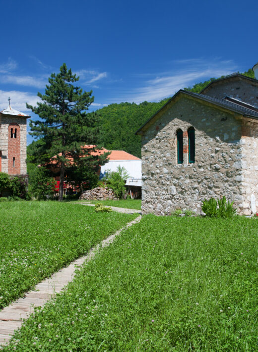 manastir-Vaznesenje-ovcarsko-kablarska-klisura