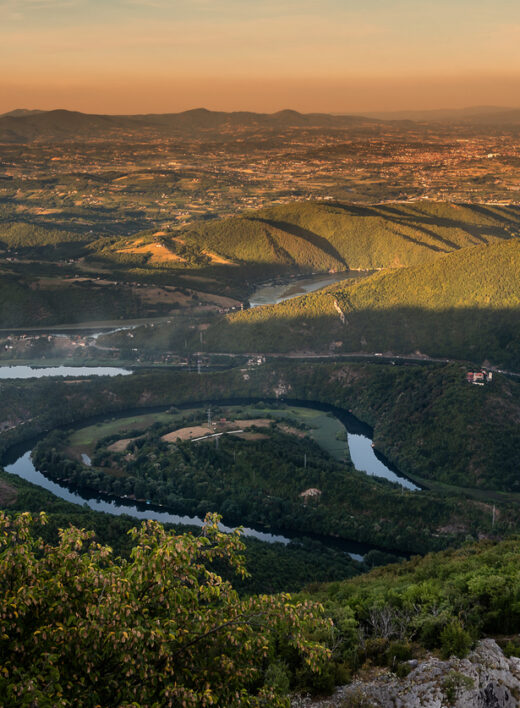 Meandri Zapadne Morave Ovcar panorama